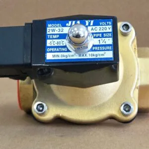 Solenoid 220V Brass Ports 1,25" Normal CLOSE